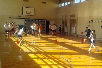 trening koszykówki